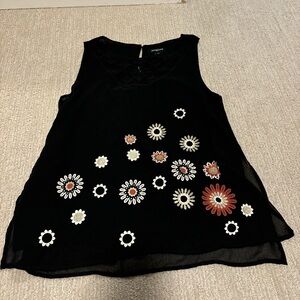 Desigual blouse with embroidered flowers